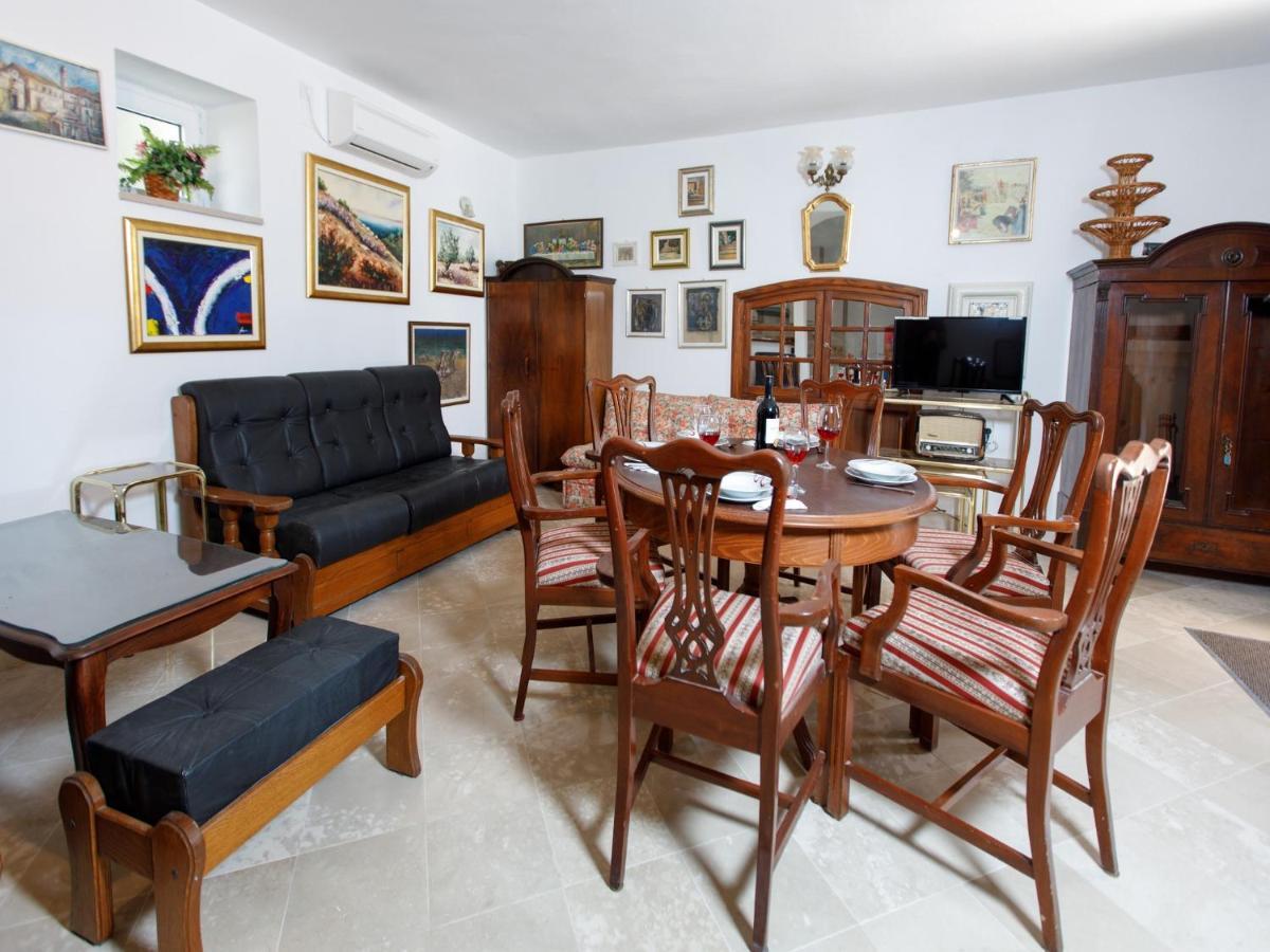 Villa Balarin Bol Exteriör bild